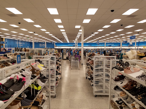 Clothing Store «Ross Dress for Less», reviews and photos, 3328 Shoppers Dr, McHenry, IL 60051, USA