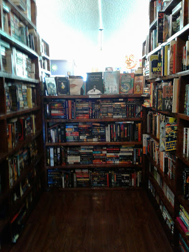 Used Book Store «Bumbershoot Books», reviews and photos, 639 SW 152nd St, Burien, WA 98166, USA