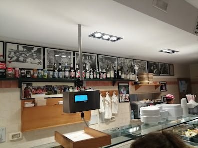Pizzeria Tavola Calda Da Gigi Via Bonaria, 5, 00054 Fregene RM, Italia