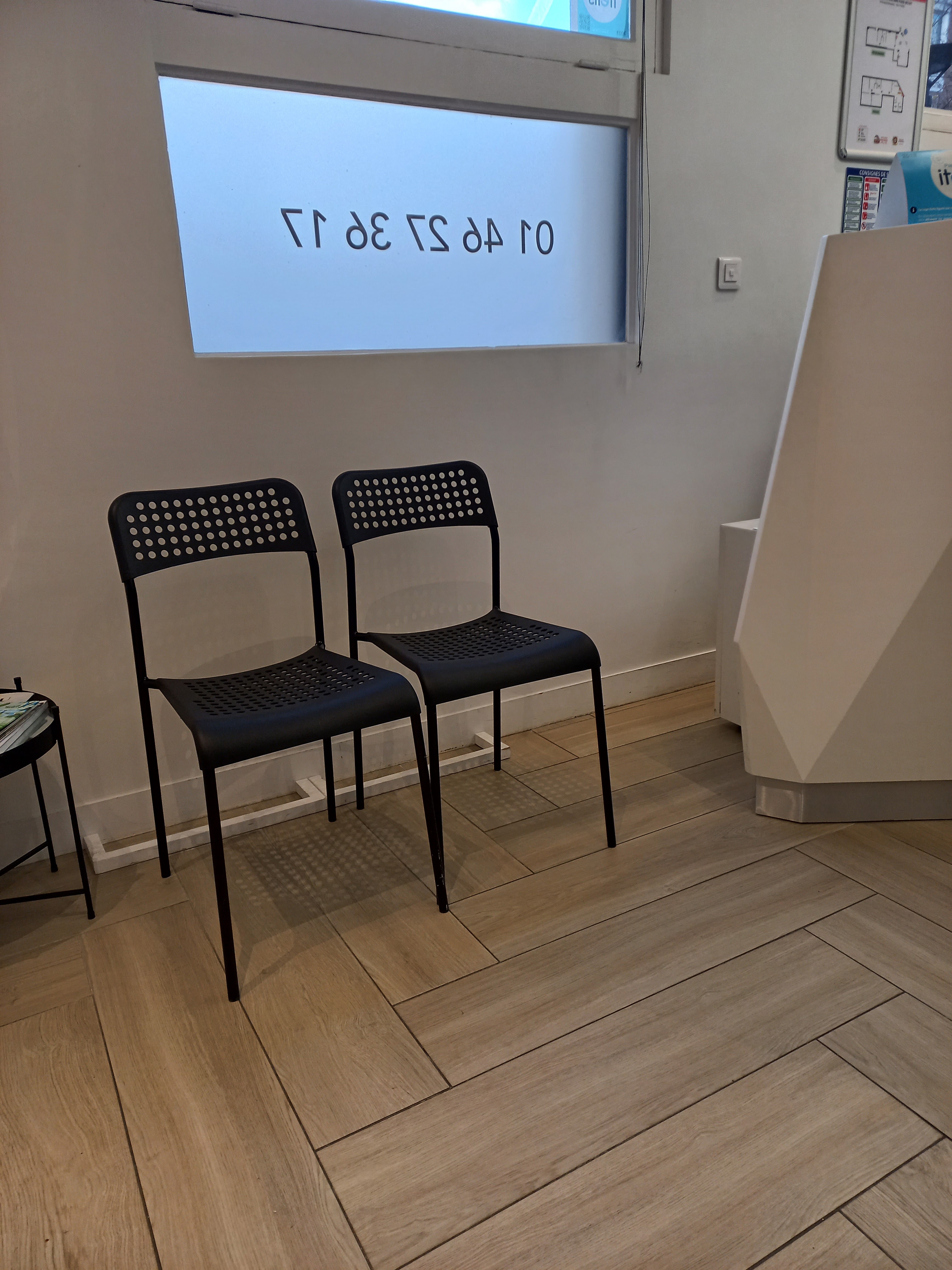 Photo n° 1 de l'avis de Tile. fait le 13/12/2023 à 15:24