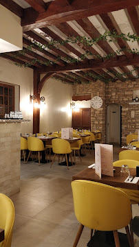 Atmosphère du Restaurant Le Lysieux à Fosses - n°13