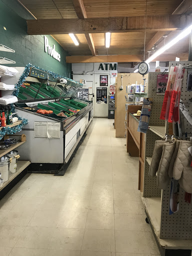 Grocery Store «Rockaway Beach Market», reviews and photos, 208 S Anchor St, Rockaway Beach, OR 97136, USA