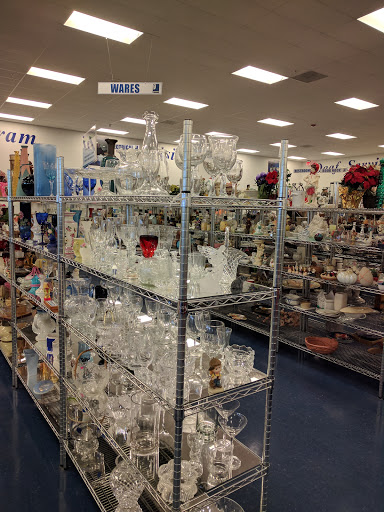 Thrift Store «Goodwill West Palm Beach/Gulfstream Super Store & Donation Center», reviews and photos