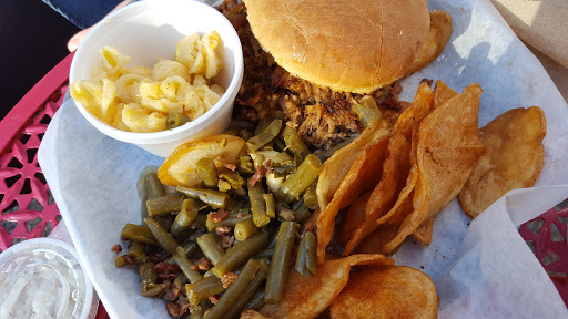 Barbecue Restaurant «Red Hub Food Co.», reviews and photos, 202 10th St NW, Charlottesville, VA 22903, USA