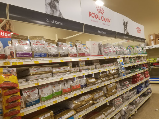 Pet Supply Store «PetSmart», reviews and photos, 7903 Towne Center Pkwy, Papillion, NE 68046, USA