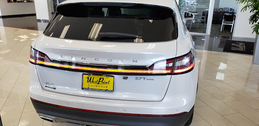 Lincoln Mercury Dealer «West Point Lincoln», reviews and photos, 11666 Katy Fwy, Houston, TX 77043, USA