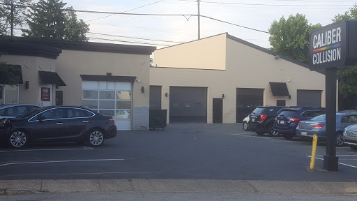 Auto Body Shop «Caliber Collision», reviews and photos, 129 E Glenside Ave, Glenside, PA 19038, USA