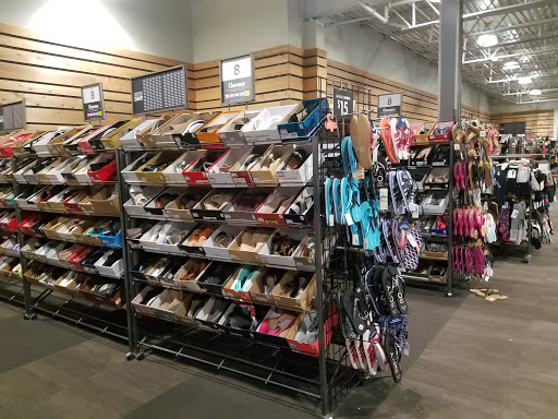 Shoe Store «DSW Designer Shoe Warehouse», reviews and photos, 12997 Fair Lakes Shopping Center, Fairfax, VA 22033, USA