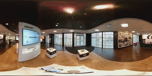 Cell Phone Store «Verizon», reviews and photos, 1234 S Hover Rd #200, Longmont, CO 80501, USA