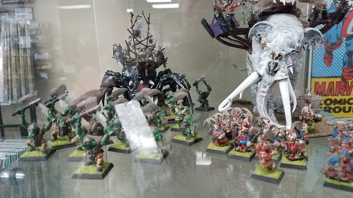 Shopping Mall «Cary Village Square Shopping Center», reviews and photos, 657 Cary Towne Blvd, Cary, NC 27511, USA