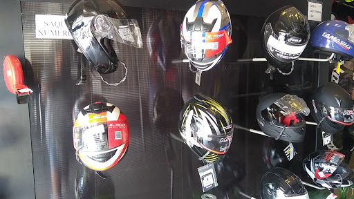 Tiendas de cascos moto en Rosario