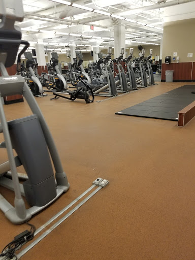 Gym «LA Fitness», reviews and photos, 6200 Little River Turnpike, Alexandria, VA 22312, USA