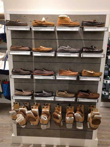 Clothing Store «L.L. Bean», reviews and photos, 11800 W Broad St, Richmond, VA 23233, USA