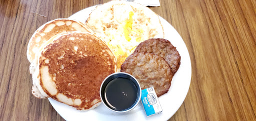 Diner «101 Coffee Shop», reviews and photos, 6145 Franklin Ave, Hollywood, CA 90028, USA