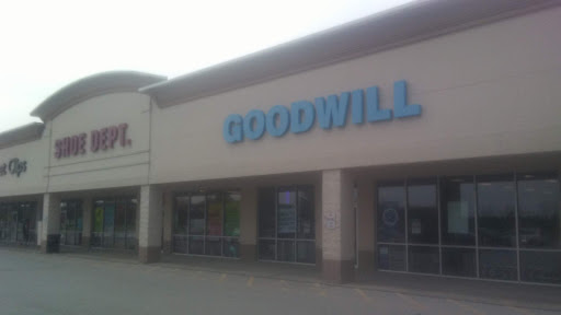 Goodwill, 14910 OH-58, Oberlin, OH 44074, Thrift Store