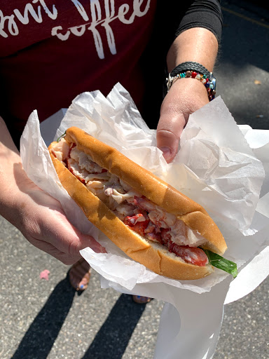 Seafood Market «Pine Tree Seafood & Produce», reviews and photos, 655 US-1, Scarborough, ME 04074, USA