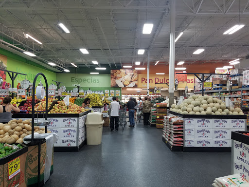 Grocery Store «El Super», reviews and photos, 4421 University Ave, San Diego, CA 92105, USA