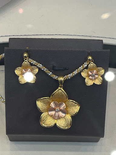 Jeweler «Kunal Jewelers», reviews and photos, 37-08 74th Street, Jackson Heights, NY 11372, USA