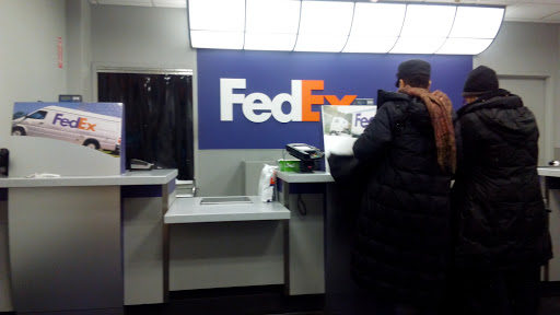 Shipping and Mailing Service «FedEx Ship Center», reviews and photos, 669 S 3rd Ave, Mt Vernon, NY 10550, USA