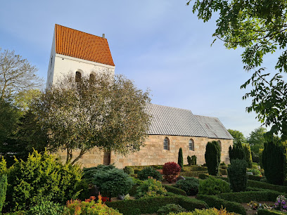 Lyne Kirke