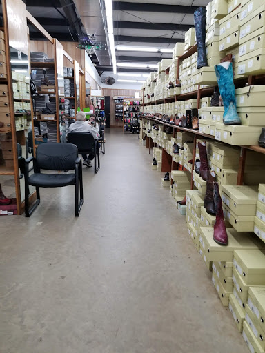 Shoe Store «Discount Shoes», reviews and photos, 1282 Brevard Rd, Asheville, NC 28806, USA