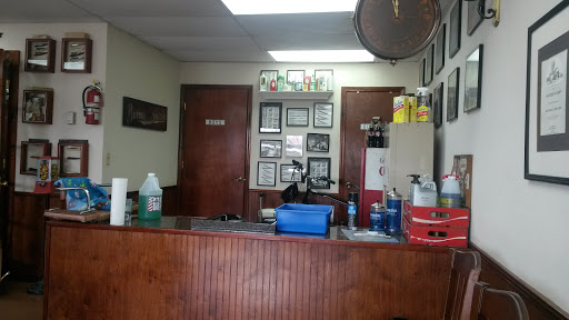 Barber Shop «T. & Co Barber Shop», reviews and photos, 2958 Hartford Hwy, Dothan, AL 36305, USA
