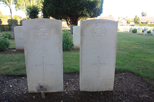 Cimetière militaire Commonwealth War Graves 14-18 Amiens
