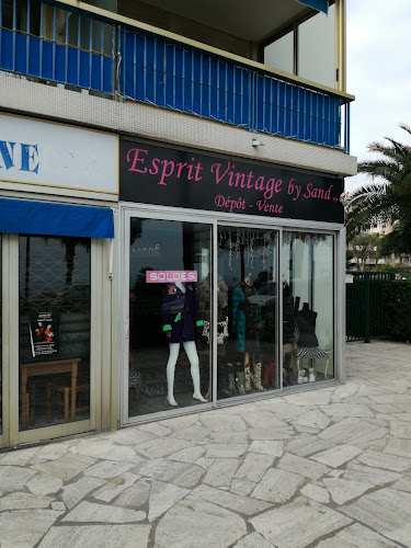 Magasin de vêtements ESPRIT VINTAGE Cagnes-sur-Mer
