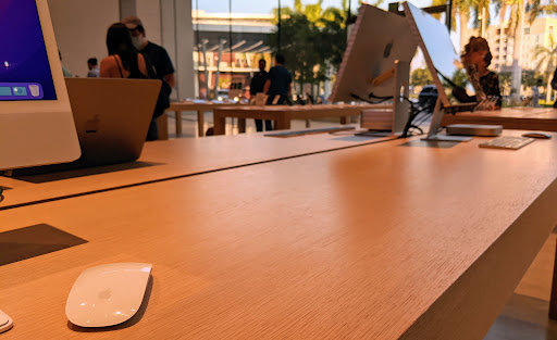 Computer Store «Apple Dadeland», reviews and photos, 7535 Dadeland Mall Cir W, Miami, FL 33156, USA