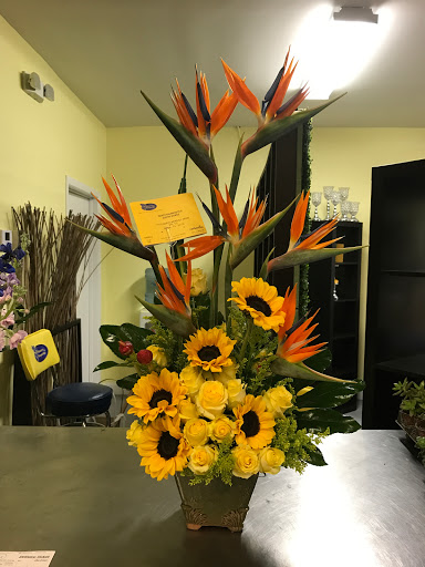 Florist «Flowers By Pouparina», reviews and photos, 7701 W 26th Ave #7, Hialeah, FL 33016, USA