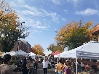 The Farmer's Market at Highlands Square