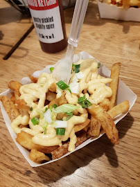 Poutine du Restaurant de hamburgers Blend Hamburger Argout à Paris - n°8