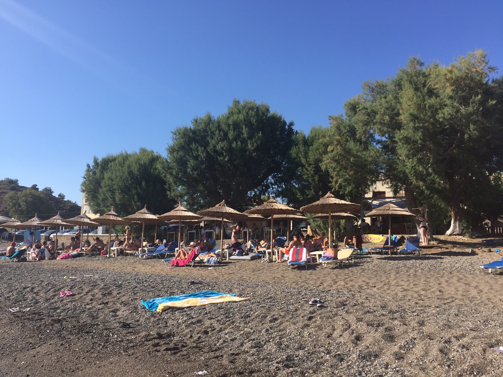 Limnos Beach'in fotoğrafı uçurumlarla desteklenmiş