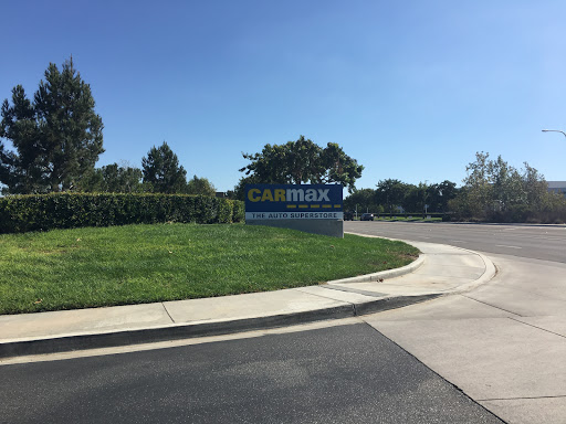 Used Car Dealer «CarMax Dealership», reviews and photos, 9501 Research Dr, Irvine, CA 92618, USA