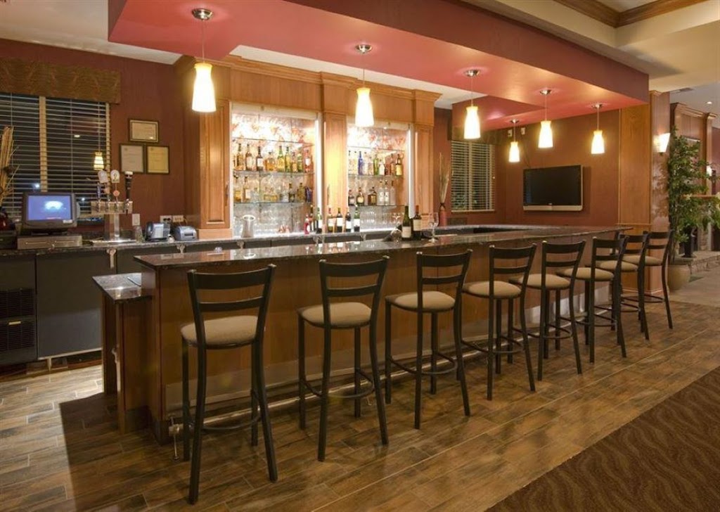 Cole Creek Bar & Grill 82609