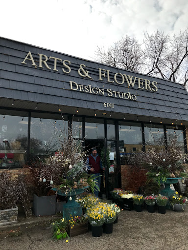 Arts & Flowers Inc, 6011 Excelsior Blvd, Minneapolis, MN 55416, USA, 