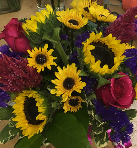 Florist «Newtown Floral Company», reviews and photos, 18 Richboro Newtown Rd, Newtown, PA 18940, USA