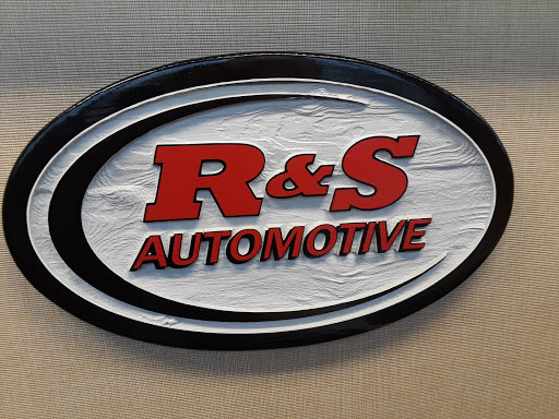 Auto Repair Shop «R & S Automotive», reviews and photos, 38 Woodlynn Ave, Little Canada, MN 55117, USA