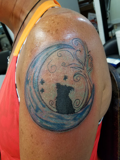 Tattoo Shop «Gulf Coast Professional Tattoo», reviews and photos, 10442 Front Beach Rd, Panama City Beach, FL 32407, USA