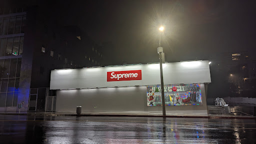 Supreme image