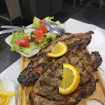 Photo n°2 de l'avis de Roi. fait le 19/08/2023 à 09:11 sur le  Dona Maria - Restaurante à Vila do Conde