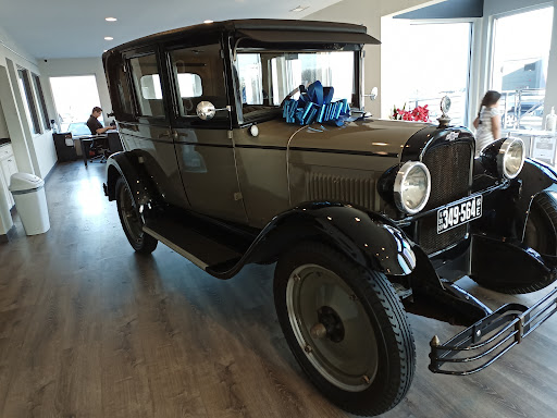 Used Car Dealer «Auto Point Used Cars», reviews and photos, 8312 Pulaski Hwy, Rosedale, MD 21237, USA