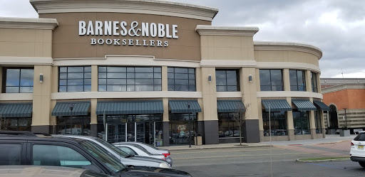 Book Store «Barnes & Noble», reviews and photos, 55 Parsonage Rd, Edison, NJ 08837, USA