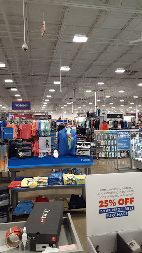Sporting Goods Store «Academy Sports + Outdoors», reviews and photos, 140 E Bert Kouns Industrial Loop, Shreveport, LA 71106, USA