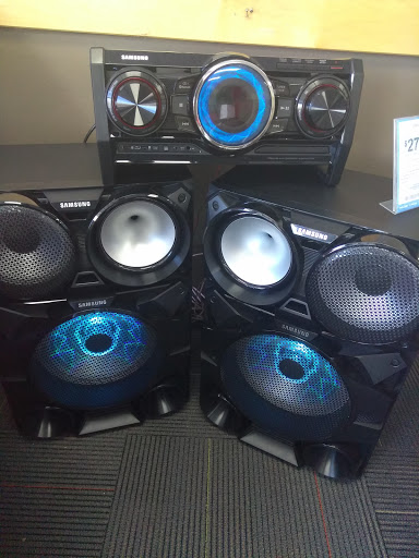 Furniture Rental Service «Rent-A-Center», reviews and photos, 5980 Memorial Dr, Stone Mountain, GA 30083, USA