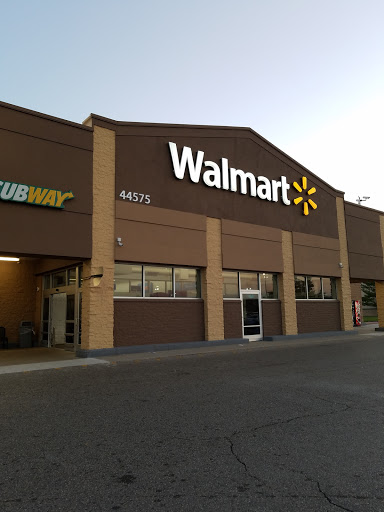 Discount Store «Walmart», reviews and photos, 44575 Mound Rd, Sterling Heights, MI 48314, USA