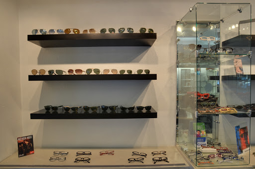 Opulent Eyes Optometry image