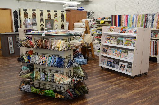 Quilt Shop «The Pickett Fence», reviews and photos, 100 W Blackhawk Ave, Prairie du Chien, WI 53821, USA