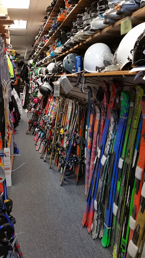 Sporting Goods Store «Play It Again Sports», reviews and photos, 15 S Main St, West Hartford, CT 06107, USA