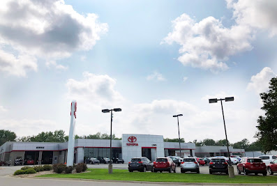 Lewis Toyota of Topeka reviews